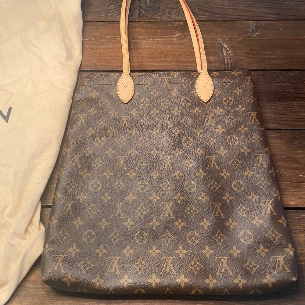 Carry It Tote Monogram Canvas - New Never Used